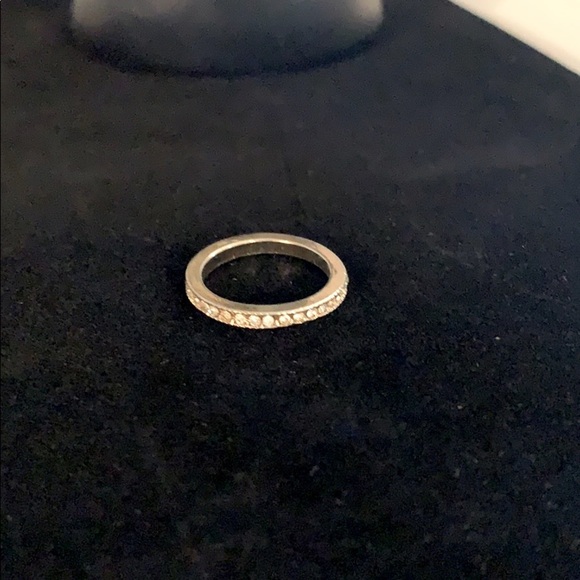 Sz 5 Silver & Crystal Band - Basic & Classic - Picture 3 of 4